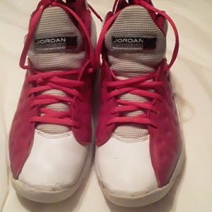 Nike team Jordan size9.5 mens tennis shoes.
